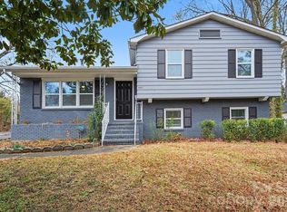 5931 Amity Pl, Charlotte, NC 28212