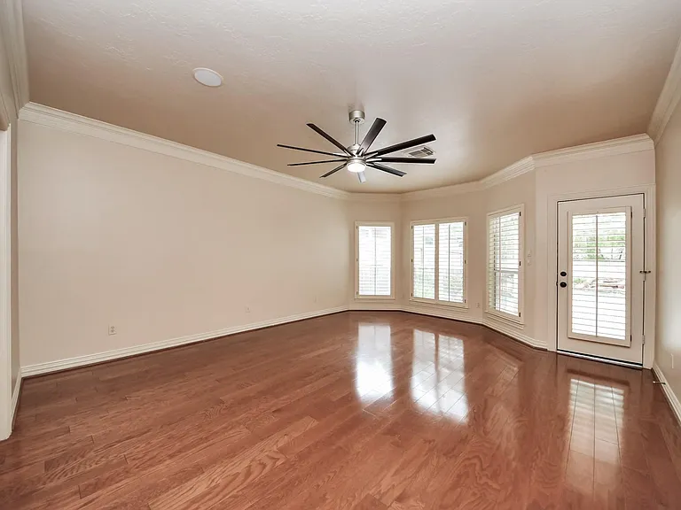 14207 Jade Cove Dr — Photo 26