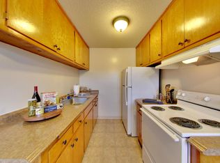 ROYALE APARTMENTS, San Leandro, CA 94578