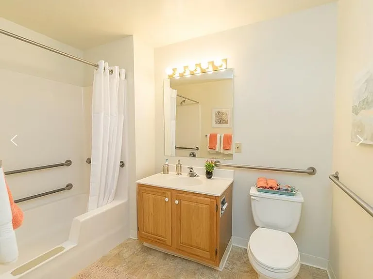 Maples Senior Living Community — Photo 4