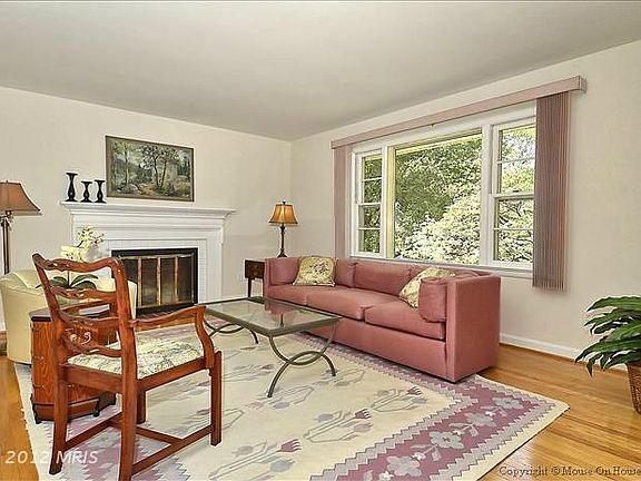 4th image of 2531 Remington St