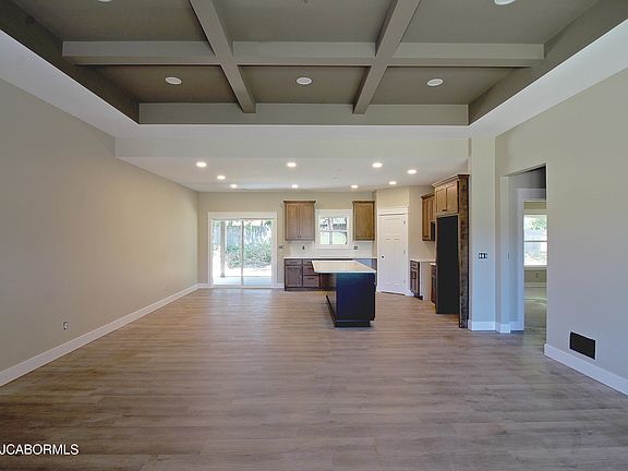 3rd image of 4806 Nolan Ln