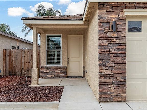 4th image of 1409 Villa Way