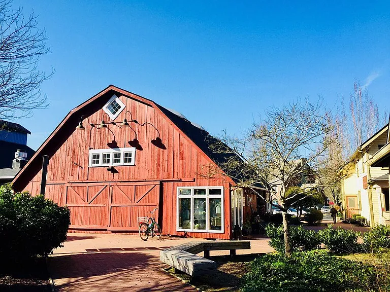 gilman village a few blocks away for shopping and dining al fresco or indoors