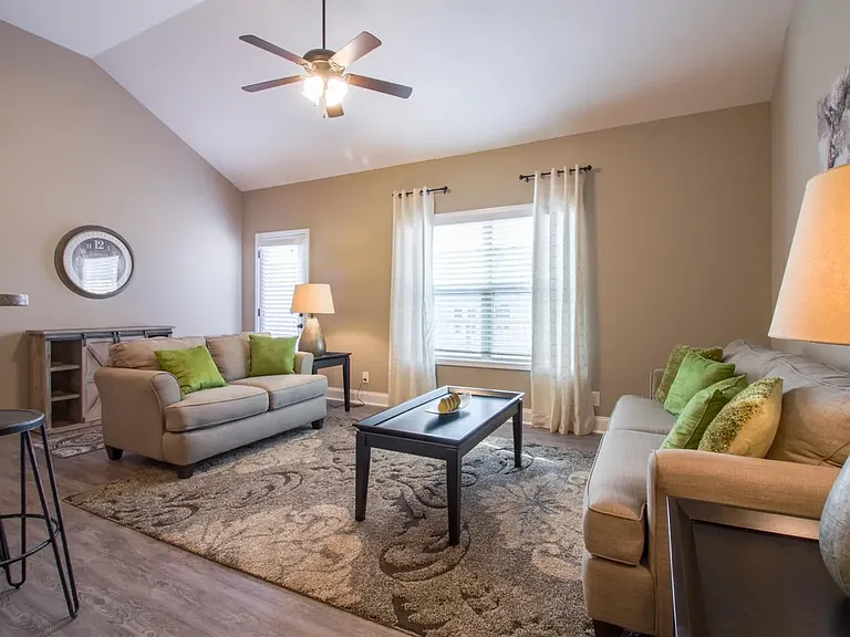 169 Dundee Dr — Photo 28