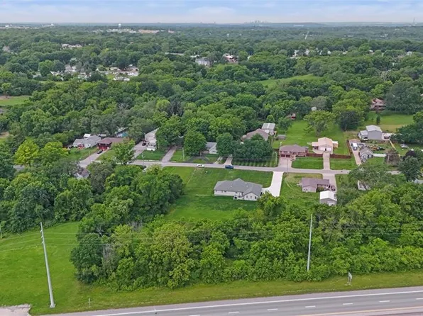 320 N M 291 Hwy, Independence, MO 64050