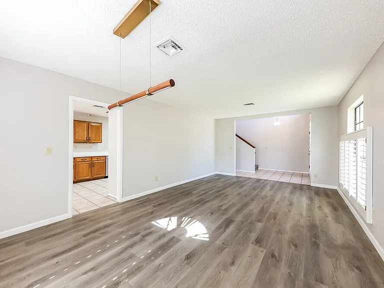 7127 W Morrow Dr — Photo 5