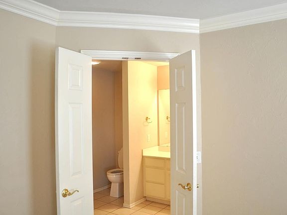 2nd image of 11724 Hollyrock Ct