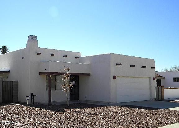 3rd image of 9206 E Calle Maria