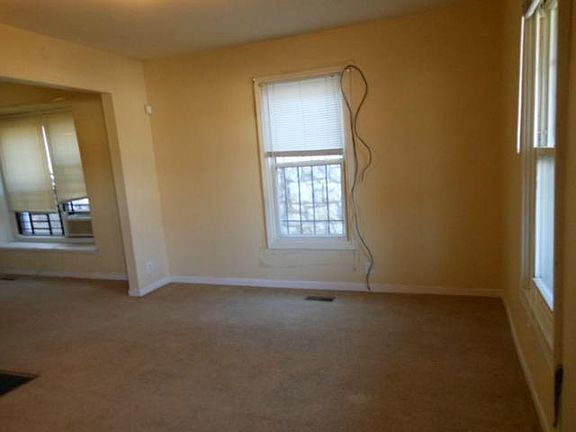3rd image of 2409 Mersington Ave