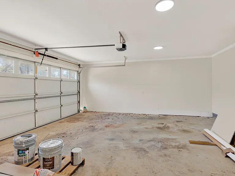 1644 Princess Helen Rd W — Photo 22