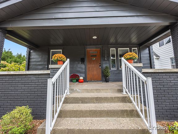 4th image of 1116 Veto St NW