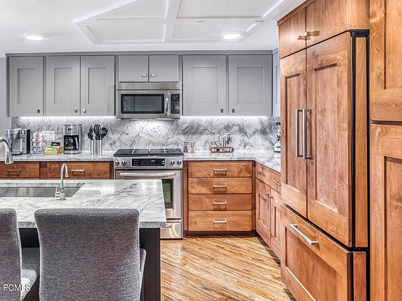 2nd image of 751 Main St #214