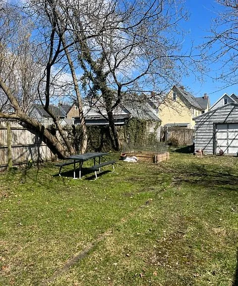695 West Ave #UPPER — Photo 25