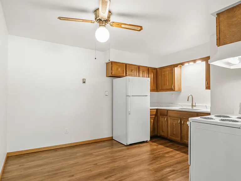 623 Vine St #102 — Photo 7