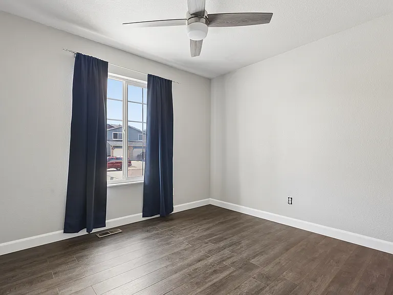 1336 Roseville Dr — Photo 13