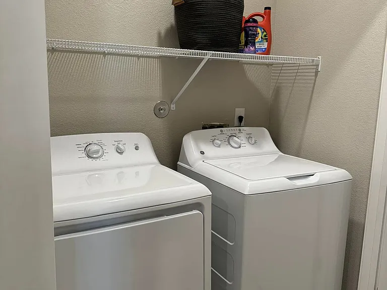 Southton Apartments — Photo 9