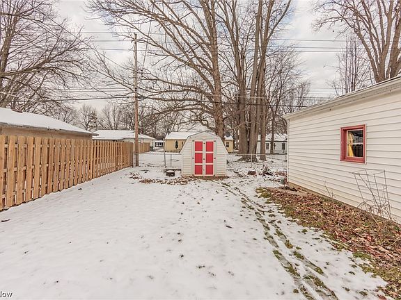 4th image of 7066 Beresford Ave