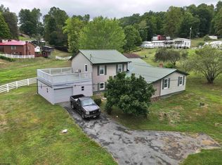 149 Curry Ridge Rd, Napier, WV 26631