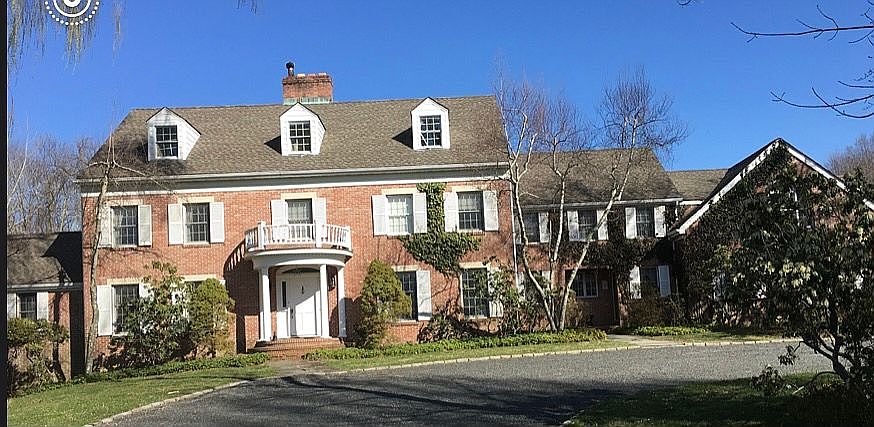 1st image of 170 Cantitoe St
