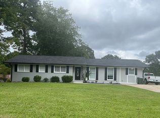 179 Julia Ln, Toccoa, GA 30577