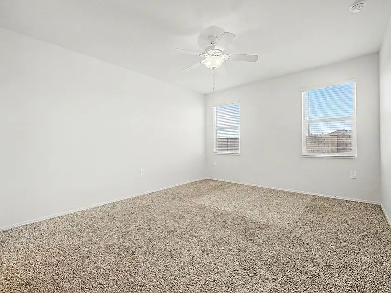 24542 W Raymond St — Photo 10
