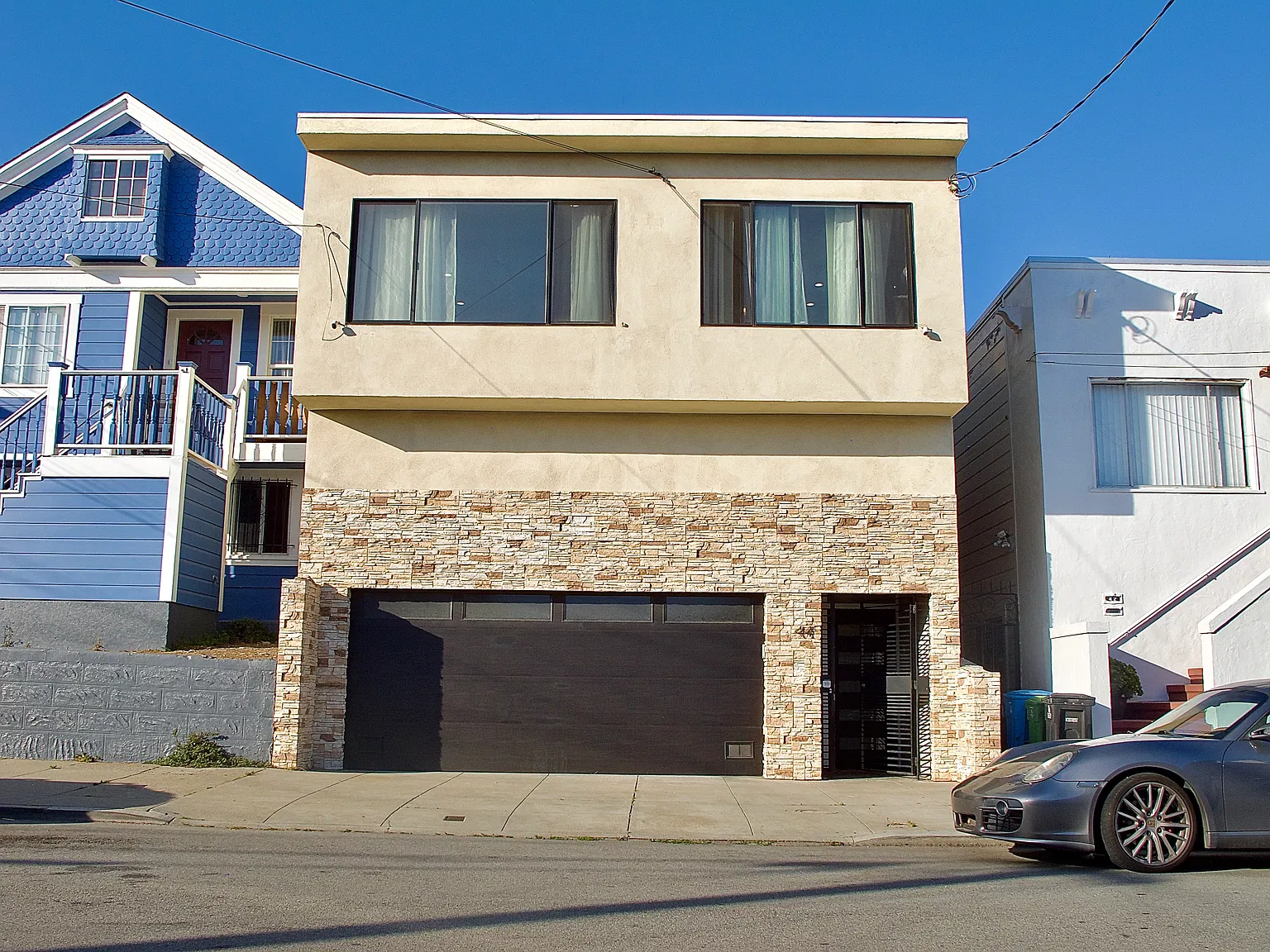 3 bed, $5,500 — Photo 1
