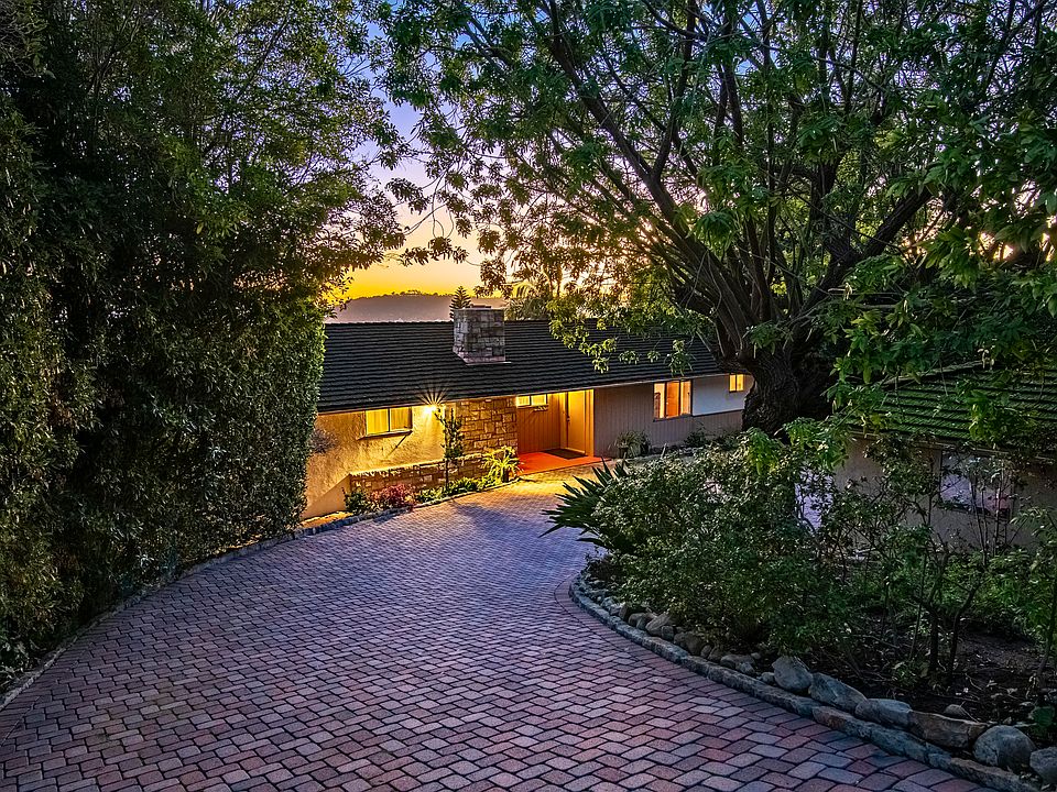 1st image of 815 Alameda Padre Serra