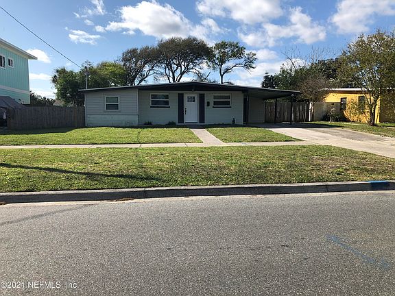 3rd image of 428 18th Ave N