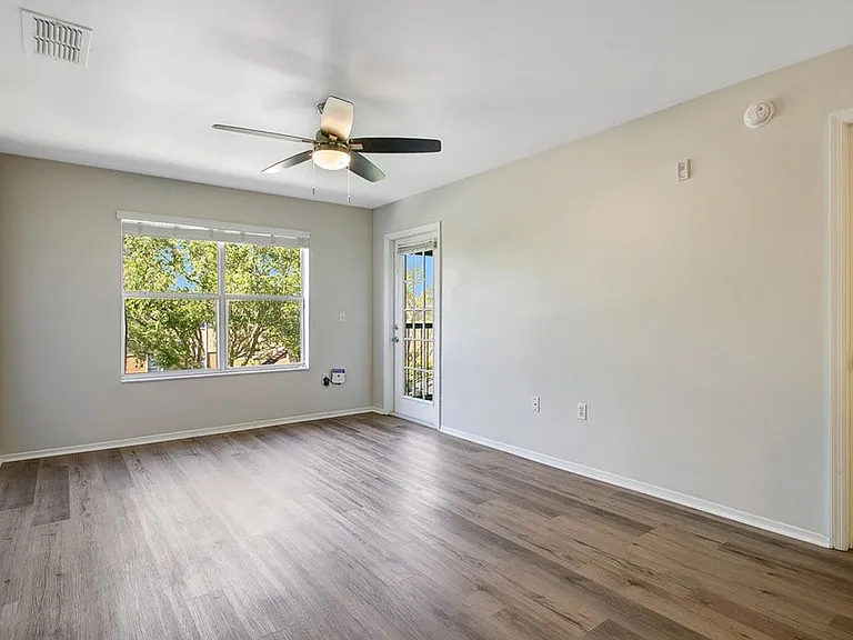 Fountain Place Apartments | 1 & 2 Bedroom Apartments Available-Offering May Rent Free — Photo 25