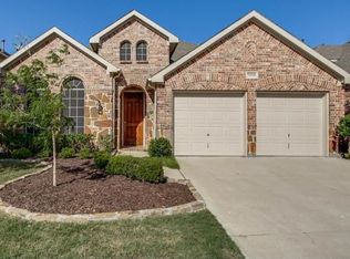 7028 Morning Star Dr, Grand Prairie, TX 75054