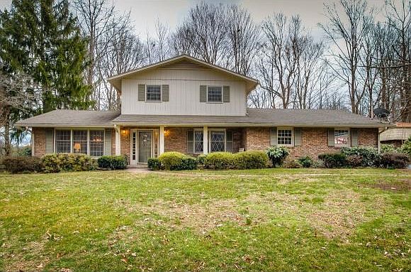 1st image of 1820 Galen Dr