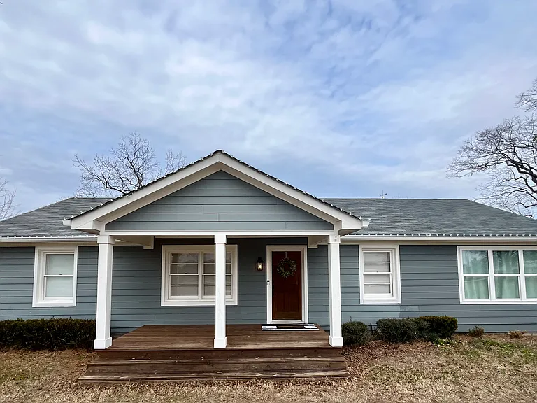 1260 Main St E — Photo 18