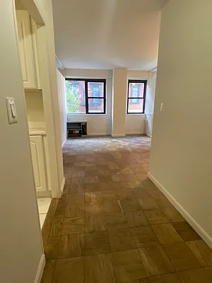 Rented by REAL New York | media 12