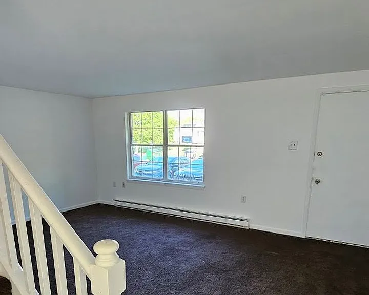 173 Ashford Dr — Photo 3