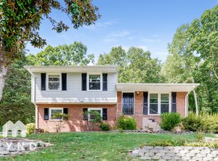 1530 Ridgewood Dr, Gastonia, NC 28054