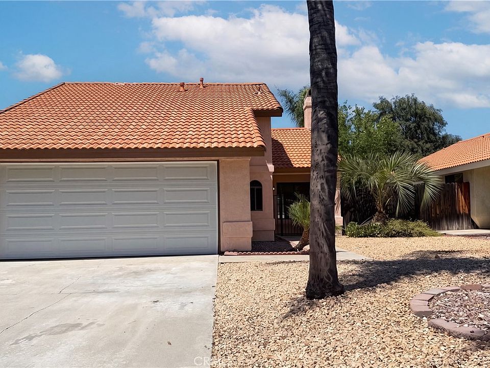 1st image of 39823 Knollridge Dr