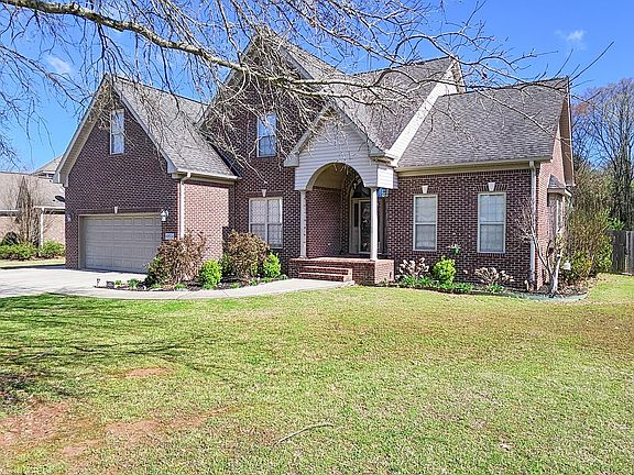 2nd image of 4804 SE Tomahawk Dr