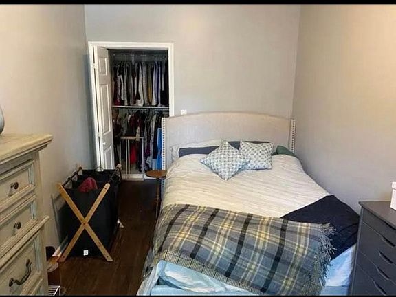5th image of 1654 W Cortland St #4