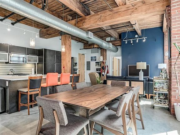 4th image of 136 Main St APT 305