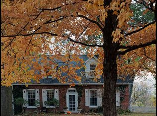 6880 Deer Hill Rd, Waterloo, IL 62298