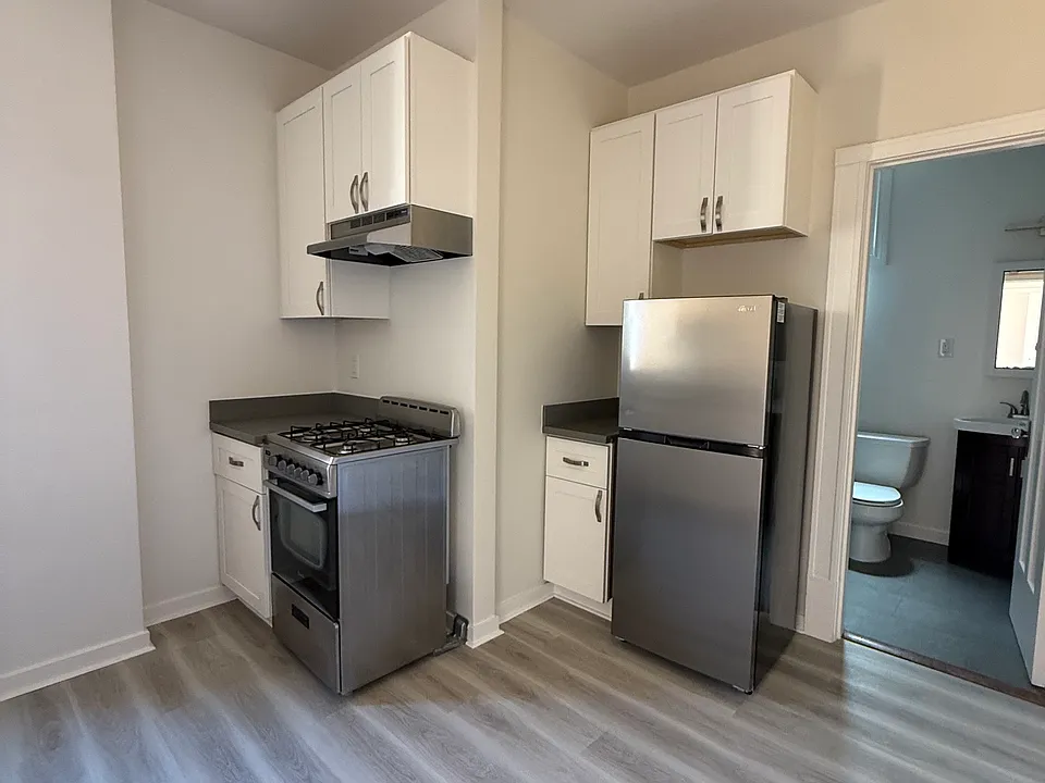 422 Ellis St #608