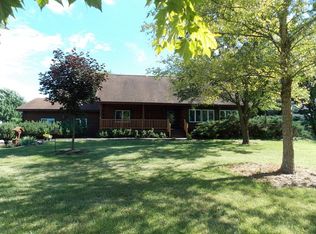 10530 Thompson Rd, Sycamore, IL 60178