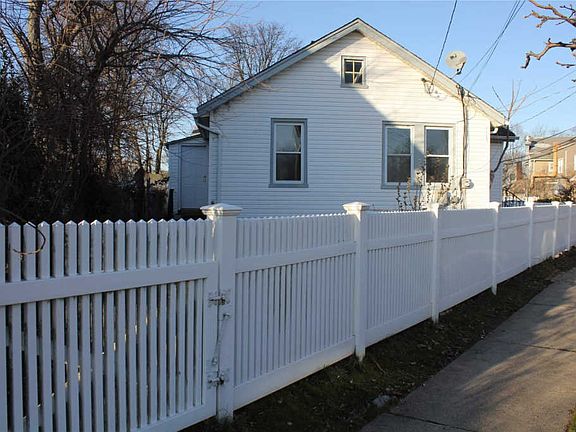 3rd image of 163 Graham Ave