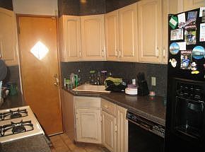 1st image of 776 E 2nd St