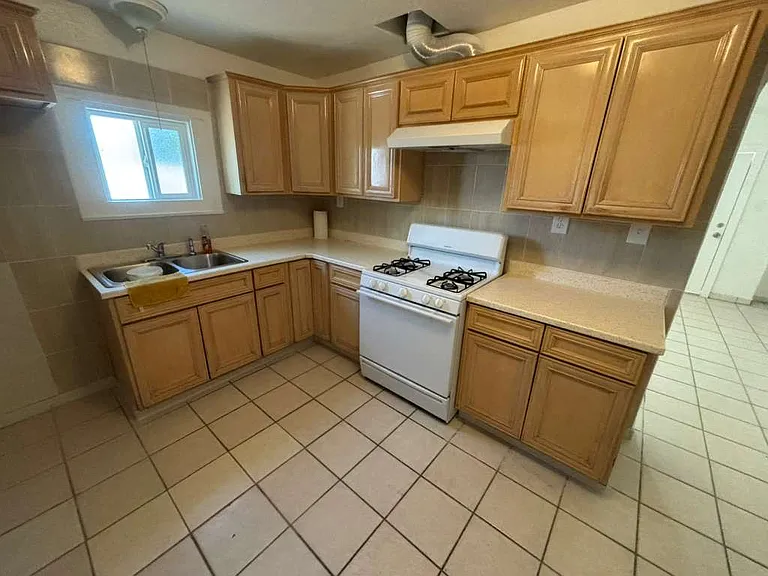 835 S Palm Ave — Photo 7