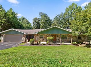 606 Oak Crest Ln, Hixson, TN 37343