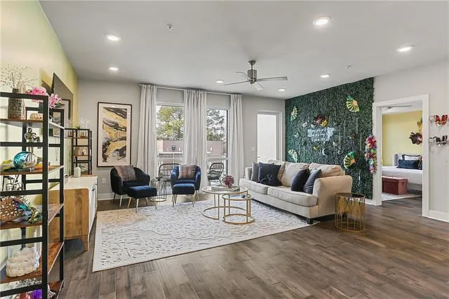 900 Bartholomew St #316 — Photo 5