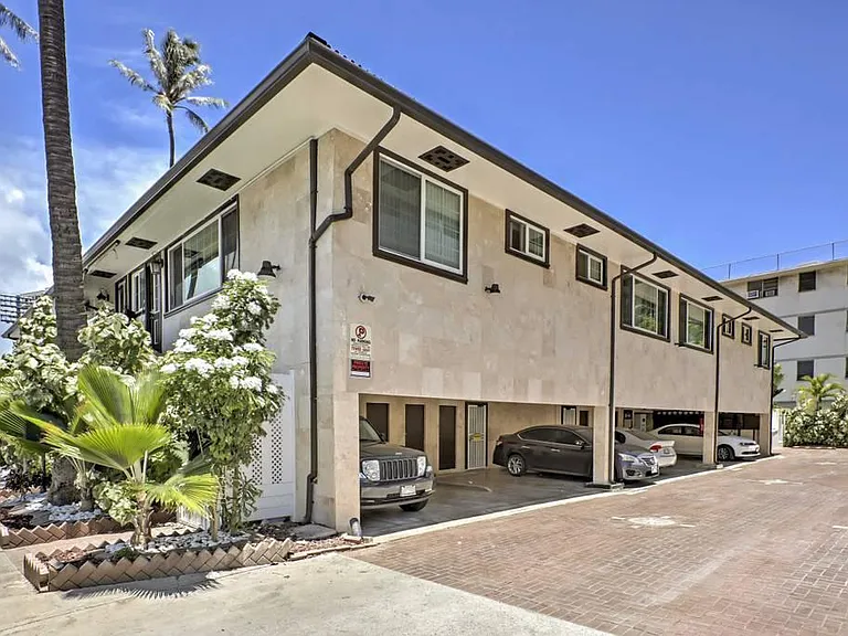 1965 Ala Wai Blvd #9 — Photo 15