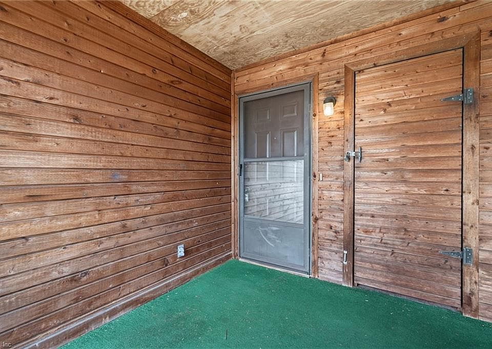 1st image of 4734 Race St